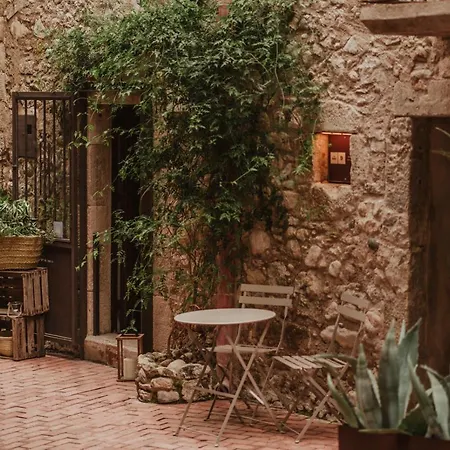 Cal Nou 9 - Adults Only Country house