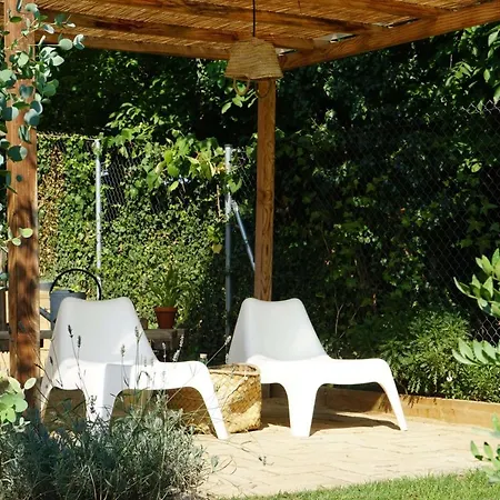 Cal Nou 9 - Adults Only * Corsa